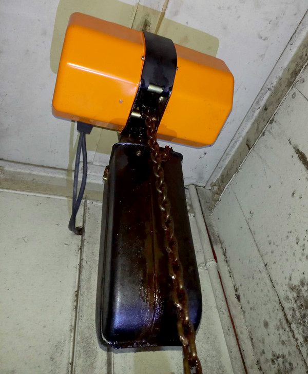 ホイスト取替前