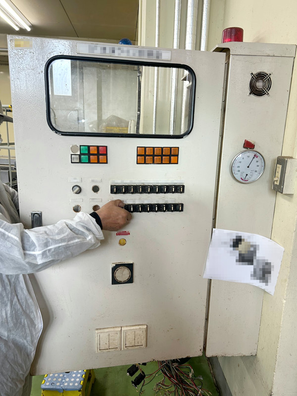 配電盤取り外し