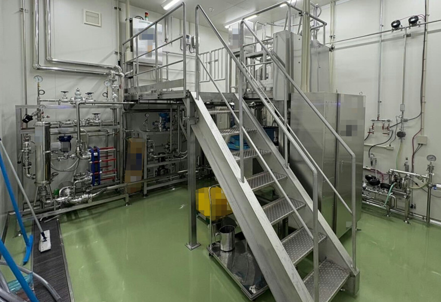 ユニット配管・架台設置後