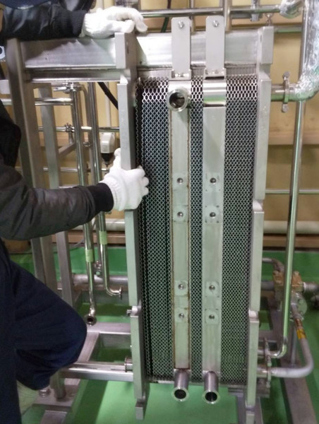 プレート取り付け