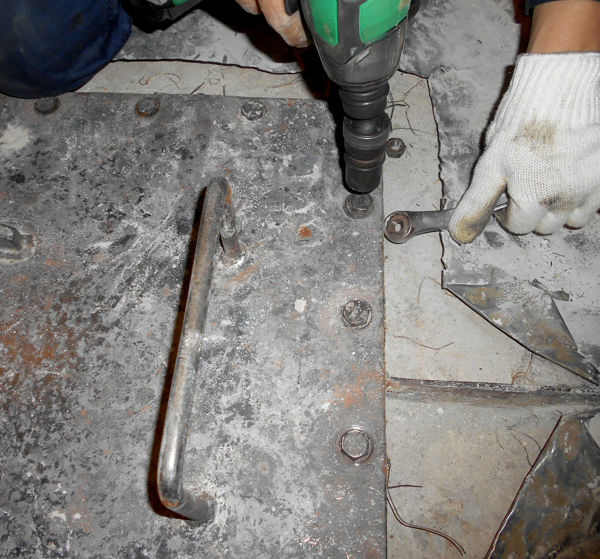 マンホール分解