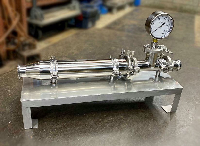 サニタリーストレーナー取付・組立