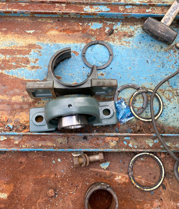 交換ベアリング