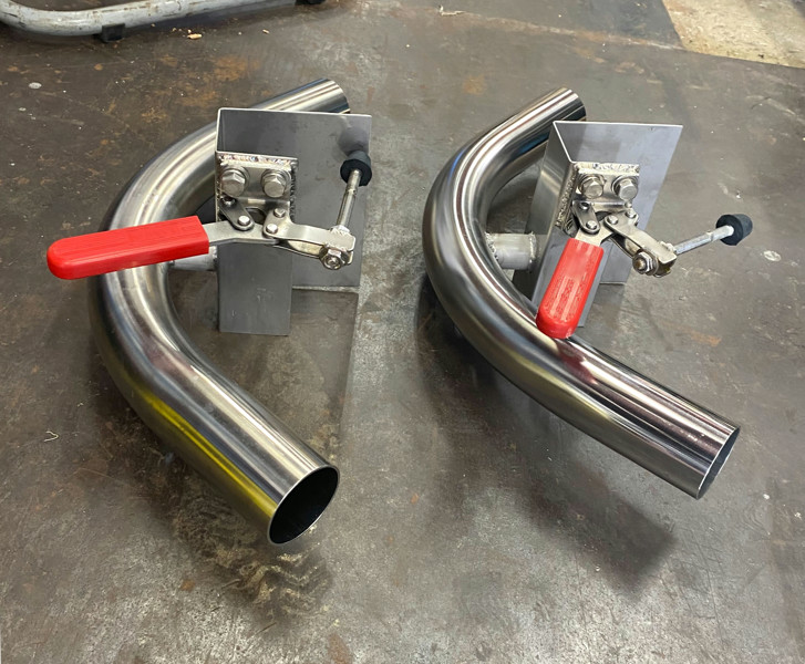 ホース支持部品製作