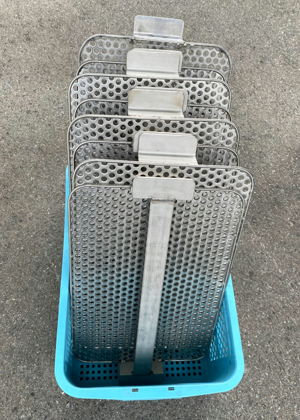 パンチングメタル部品製作