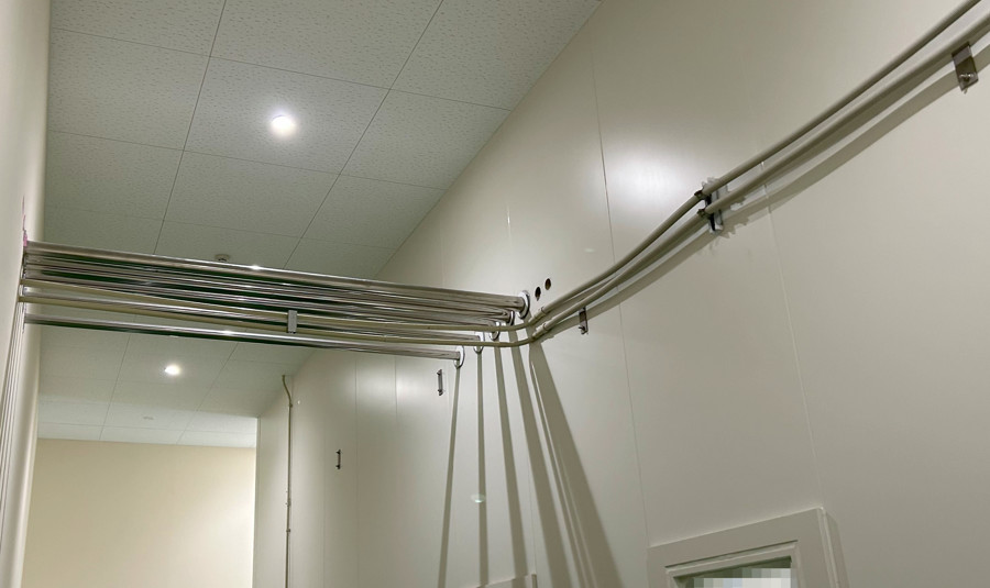 電気・エアー配管設置