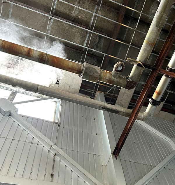 修繕前蒸気漏れ箇所