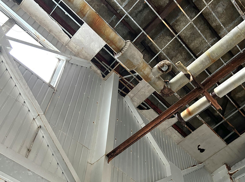 蒸気漏れ箇所の配管取り外し